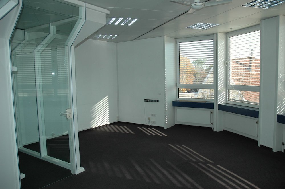 3 Büroräume im 2. OG mit Technikraum im Zentrum von Lohne Image 12