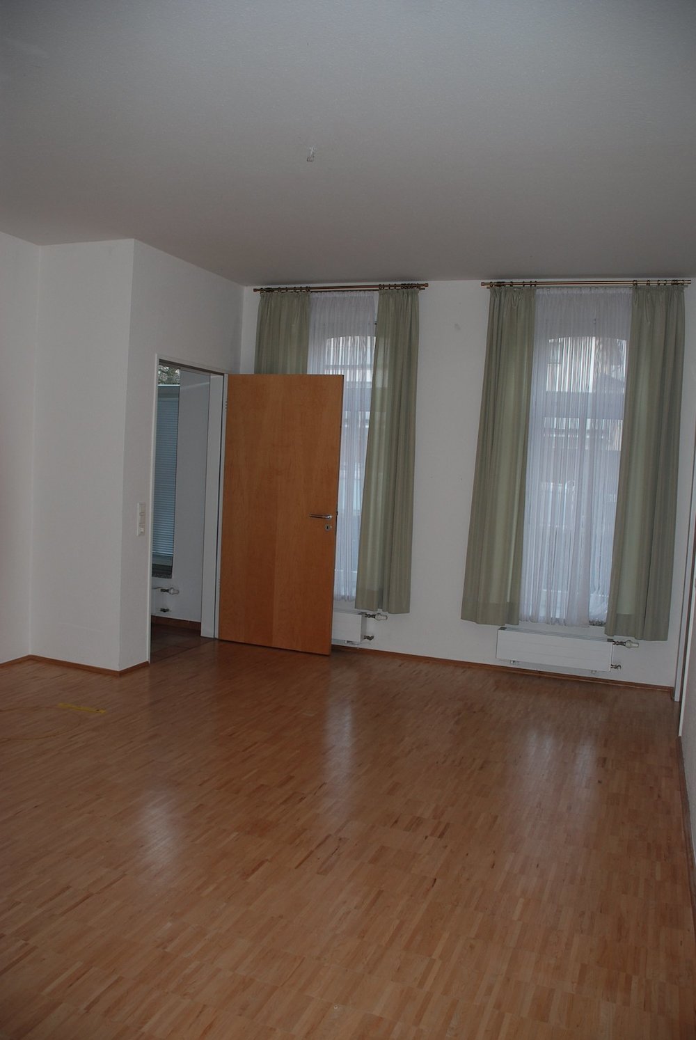 Schöne 3 Zimmer Wohnung im EG im Zentrum von Lohne Image 1